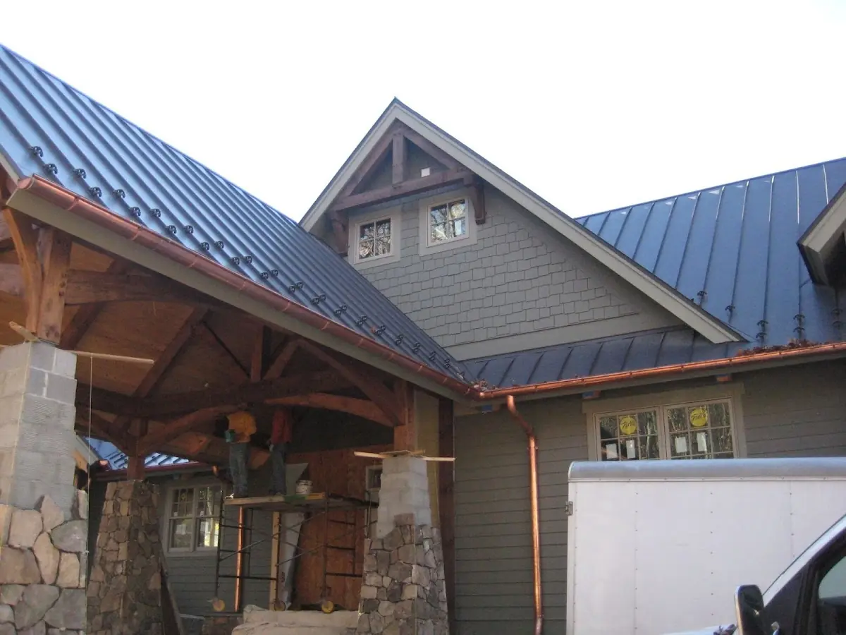 Craftsman Roofing team delivering quality roofing work in Pleasant Acres